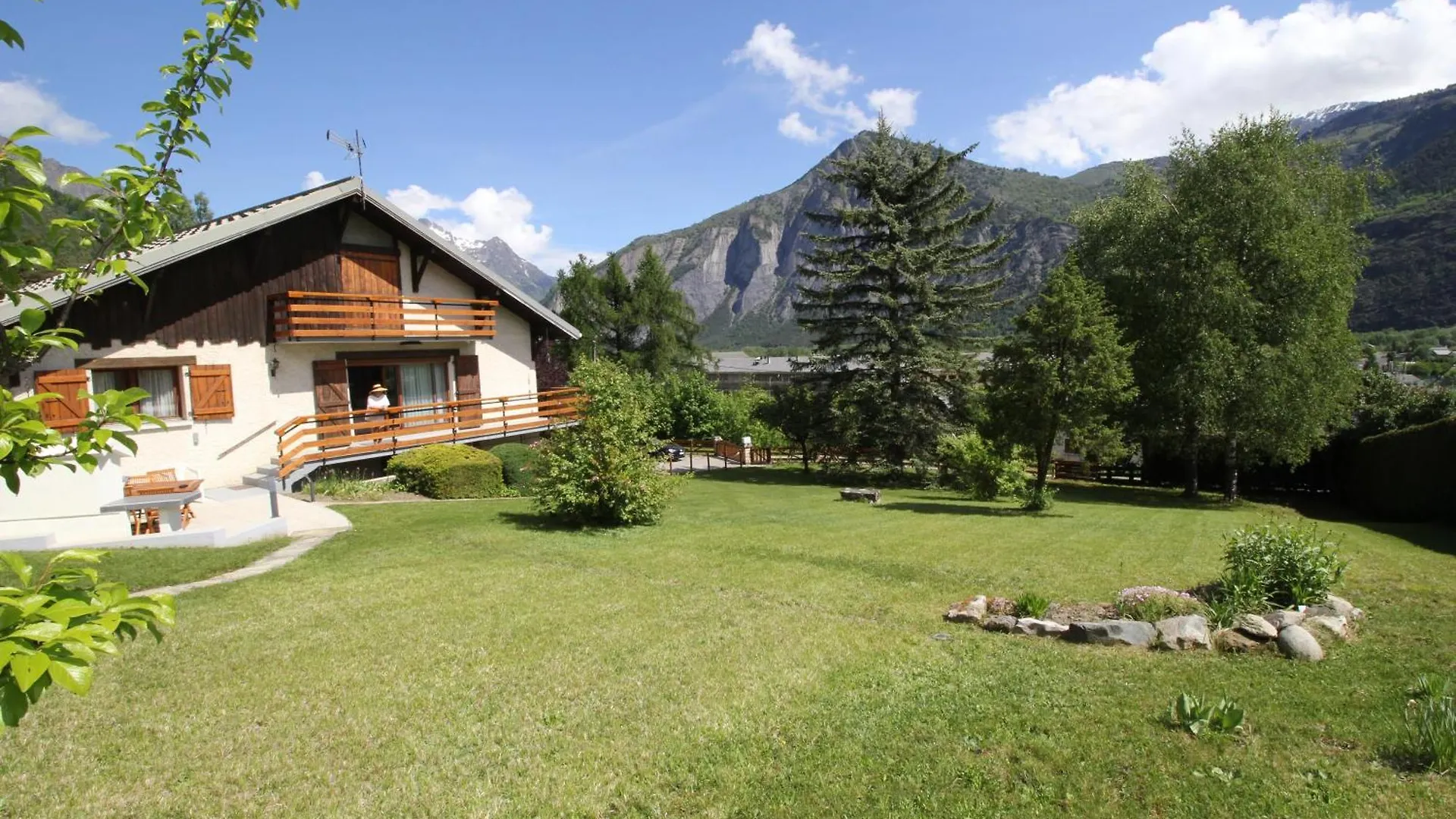 Chalet Les Aubarettes Le Bourg-d'Oisans 0*,