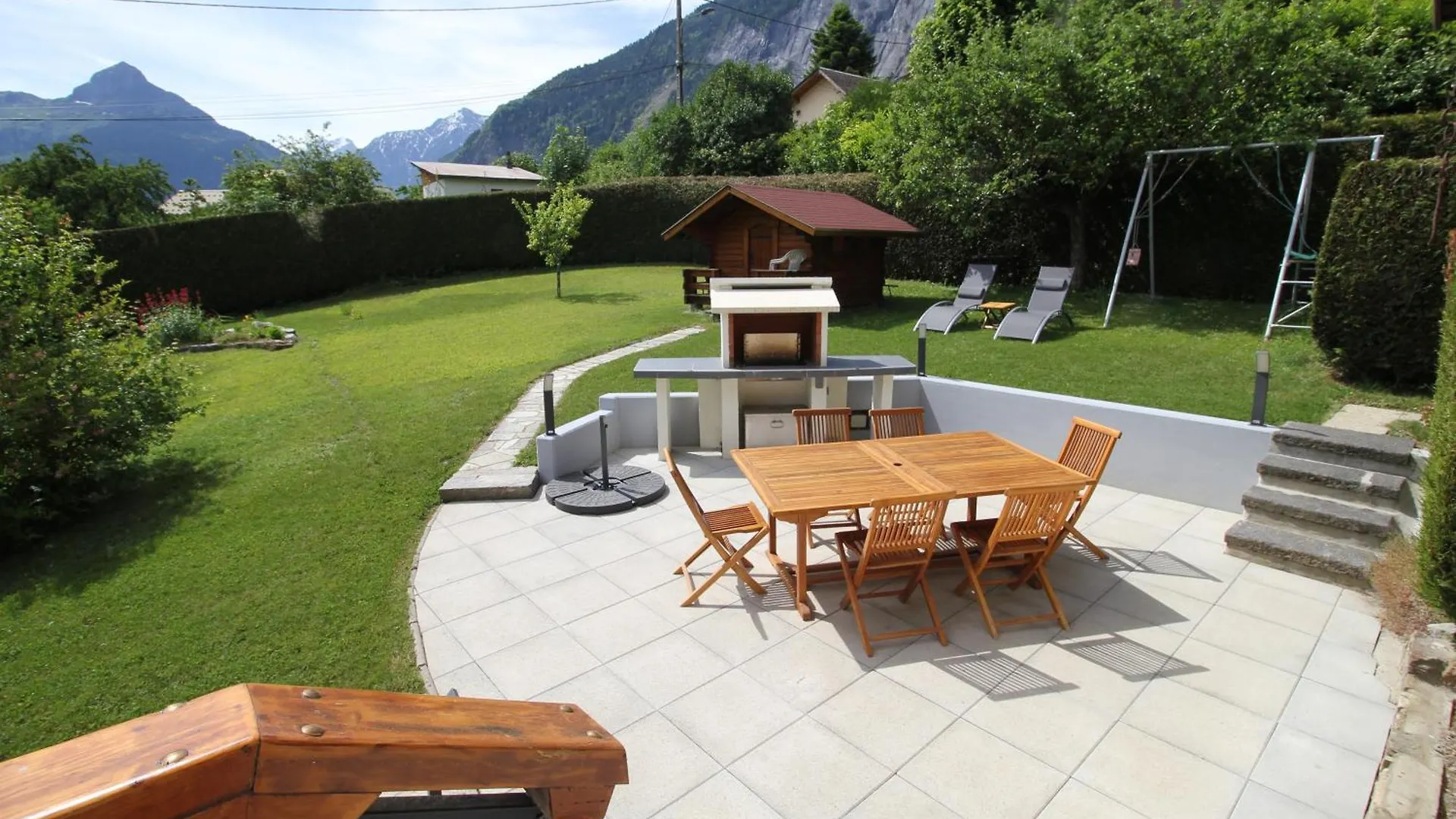 Holiday home Chalet Les Aubarettes Le Bourg-d'Oisans